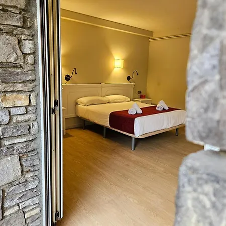 Pere D'urg 3000 Hotel Encamp