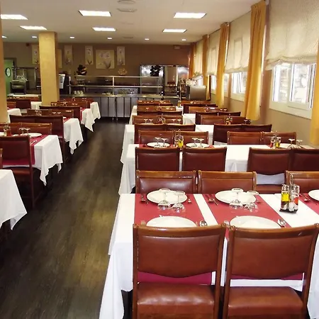 Pere D'urg 3000 Hotel Encamp